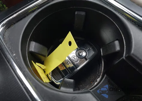 2023 Lincoln Corsair Standard z USA, uszkodzony, nr VIN 5LMCJ1DA3PUL12487